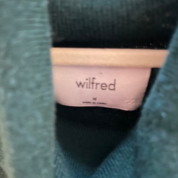 Wilred Forest Green Turtleneck Sweater Size Small - Picture 3 of 3